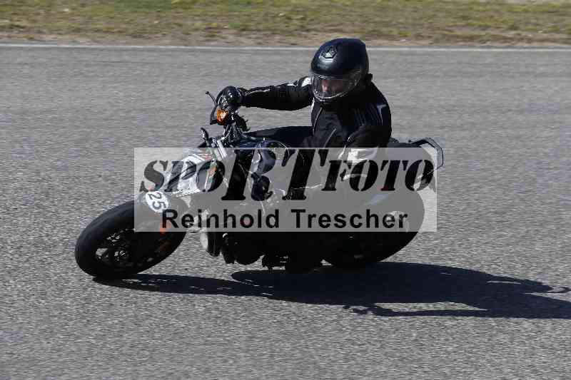 /01 02.04.2026 MAZ ADR/Gruppe gelb Gruppe gruen/25